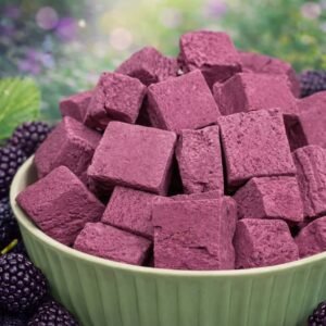 MULLBERRY CRUNCHY ICECREAM
آيسكريم توت مقرقش