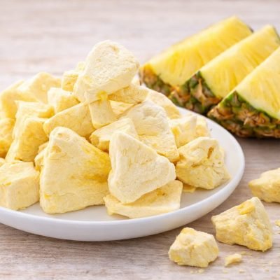 CRUNCHY PINEAPPLE SNACK
أناناس مقرقش