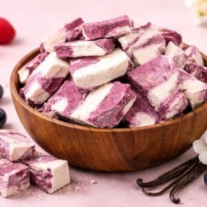 CHEESE CAKE CRUNCHY ICECREAM
(آيسكريم تشيز كايك مقرقش)