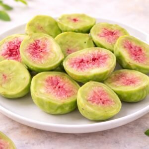 MATCHA FIG CHOCOLATEتين مغطا بشوكولا الماتشا مقرقش