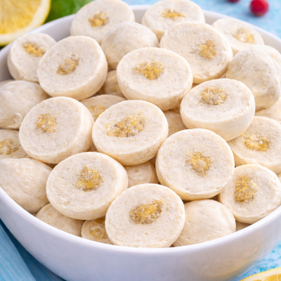 VANILLA LEMON ICY NO SUGAR ADDED
آيسكريم الفانيلا بروتين مع حبيبات الليمون يدون سكر خفيف القرشة