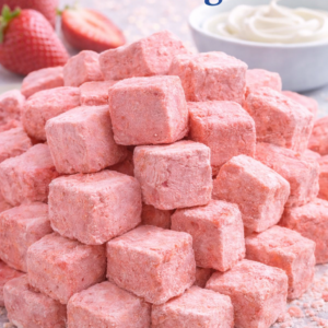 STRAWBERRY GREEK YOGURT
يوغرت يوناني بنكهة الفراولة مقرقش